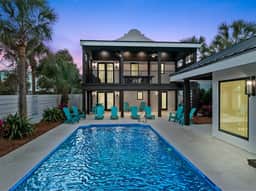 Salty Skipper Home with Pool, Tiki Bar & Game Room - Image 5