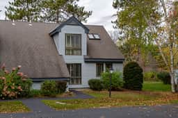 End-Unit Condo with Golf Views, Lakeland Village - Image 2