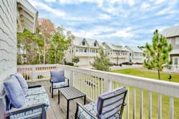 Feeling Tip Sea Townhouse with Pool & Golf Cart - Image 4