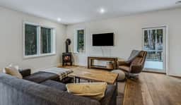 Quechee Home with Fireplace & Quechee Club Access - Image 4
