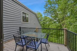 Quechee Club Pool & Golf, 4 Bd End-Unit - Image 3