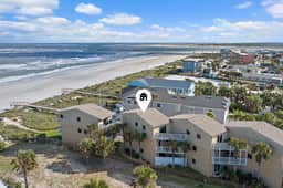 Beachfront Condo with Ocean Views & Pool Access - Image 5