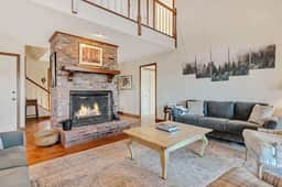 Mountain View Estate with Game Room & Valley Views - Image 2