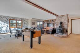 Mountain View Estate with Game Room & Valley Views - Image 4