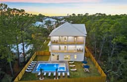 Seagrove Palace with Pool Waterfall, Walk to Beach - Image 5