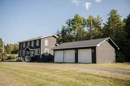 Black Creek Lodge, Hot Tub, Game Room & Fire Pit - Image 5