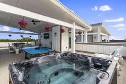 Rooftop Deck Home with Gulf Views & Golf Cart - Image 5