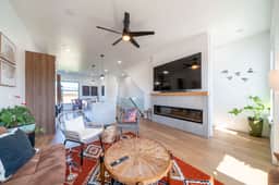 Eclectic Boho Townhome, Hot Tub, Waldport - Image 5