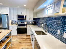 East Virginia Blues Condo, Walk to Beach & Shops - Image 4