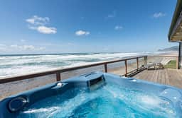 The Perfect Wave, Hot Tub, Fireplace & Beach - Image 3