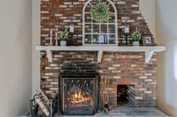 Chittenden Chalet with Pool, Golf & Club Access - Image 4