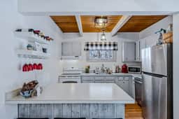 Chittenden Chalet with Pool, Golf & Club Access - Image 3