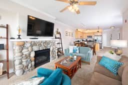 Pacific Rim Retreat with Fireplace & Hot Tub - Image 3