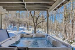 Top of the Hill House with Hot Tub & Game Room - Image 4