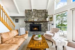 Luxe Mountainside Home with Panoramic Valley Views - Image 3