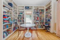 Historic Woodstock House with Library & Fireplace - Image 3