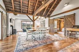 Carriage House Barn with Sweeping Farm Views - Image 2