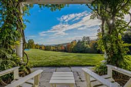 Norwich Estate with Pond, Pool & Mountain Views - Image 5