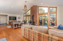 Private Quechee House near the Club & Golf - Image 2
