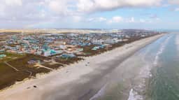 Sunshine House, Drive-On Beachfront & Gulf Views - Image 4