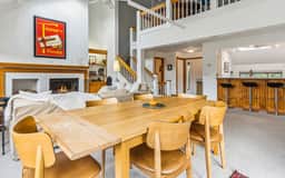 Condo with Sauna & Club Access, Dartmouth Place - Image 3