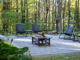 House on Private Acres with Fire Pit, Quechee - Image 5