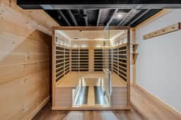 Fairbanks Haven House with Hot Tub & Infrared Sauna - Image 4