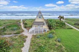 Dune House A-Frame with Loft & Oceanfront Views - Image 2