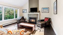 Quechee House with Dream Kitchen & Club Access - Image 2