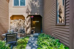 Condo Steps from Lake Pinneo, Fairway Village - Image 5