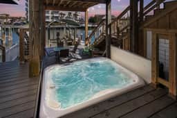 Harbor House with Hot Tub, Boat Dock & Beach Access - Image 2