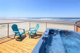 View Pointe Studio, Deck Hot Tub & Ocean Views - Image 2
