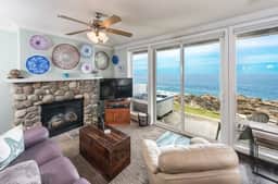 The Pointe Condo, Private Hot Tub & Fireplace - Image 4