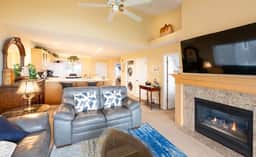 Nautical Breeze Condo, Bay Views & Fireplace - Image 4