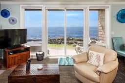The Pointe Condo, Private Hot Tub & Fireplace - Image 3
