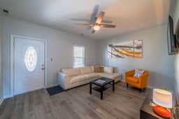 Orange Crush Townhome I, Beach & Pet-Friendly - Image 3