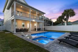 Crystal Beach Home with Pool, Hot Tub & Golf Cart - Image 4