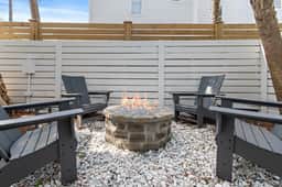 Reel McCoy, Seagrove Home with Hot Tub & Fire Pit - Image 5