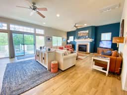 Bay Breeze Home, Close to Beach, Bay Creek Access - Image 2