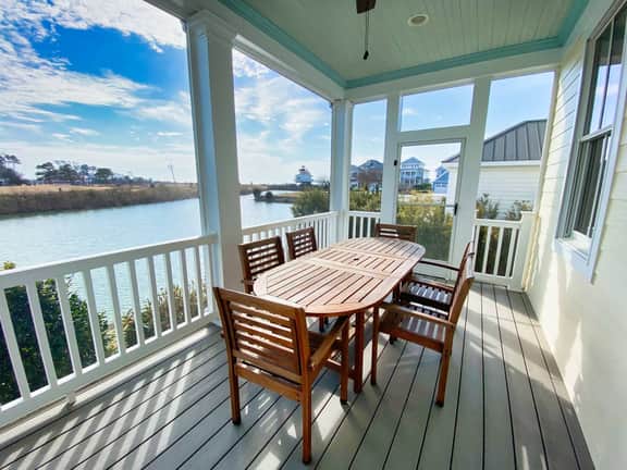 Sunny Side Up Home with Panoramic Water Views - Image 4