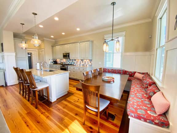 Sunny Side Up Home with Panoramic Water Views - Image 3