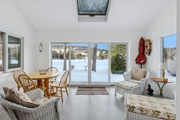 End-Unit Condo with Golf Views, Lakeland Village - Image 5