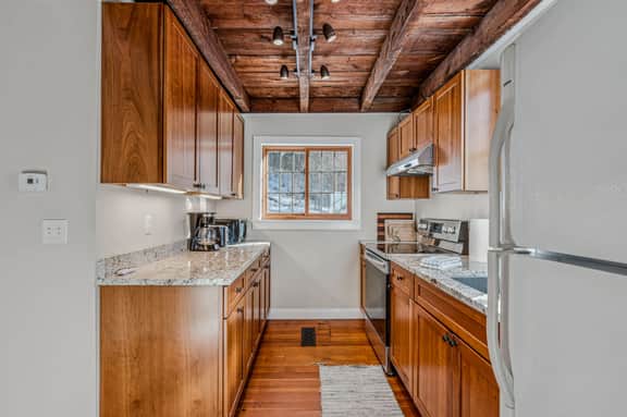 Riverside Cottage on the Ottauquechee River - Image 3