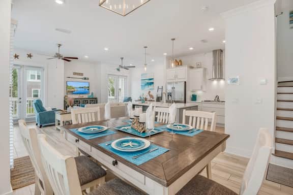 Feeling Tip Sea Townhouse with Pool & Golf Cart - Image 3