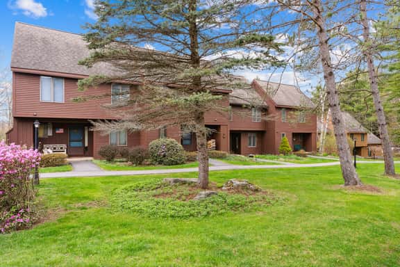 Condo with Lake Access, Saltbox, Pet-Friendly - Image 5