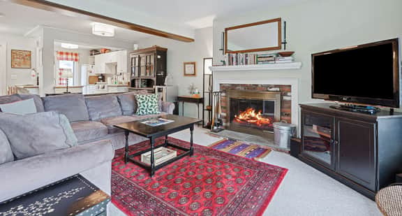 Condo with Lake Access, Saltbox, Pet-Friendly - Image 2