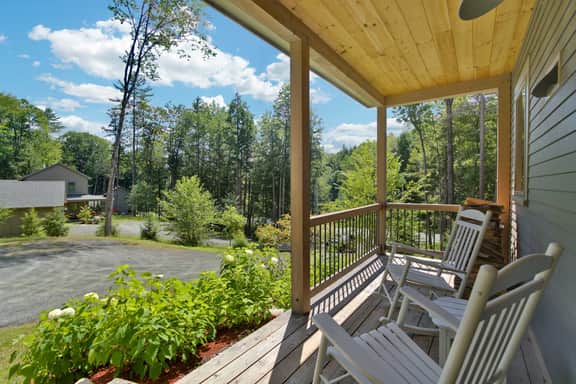 Quechee Home with Fireplace & Quechee Club Access - Image 3