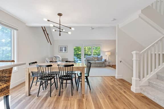 Condo near Ski Hill, Renovated, Kingswood - Image 4