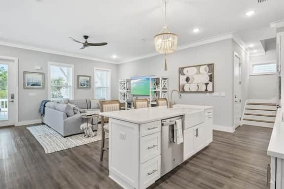 Willow Mist Retreat with Screened Porch & Pool - Image 3