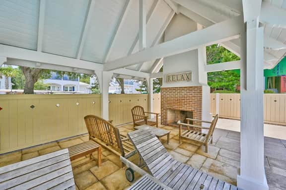 Willow Mist Retreat with Screened Porch & Pool - Image 4